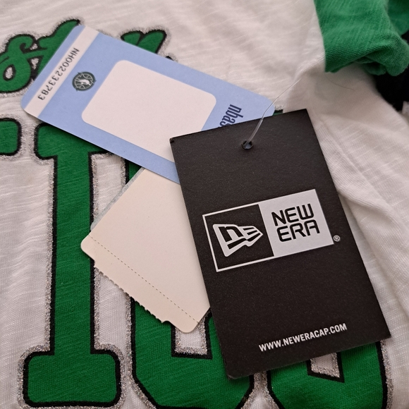 NWT NBA Women's Boston Celtics  (size M) - Picture 2 of 3